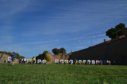 clases de tiro con arco en barcelona cerca de mi